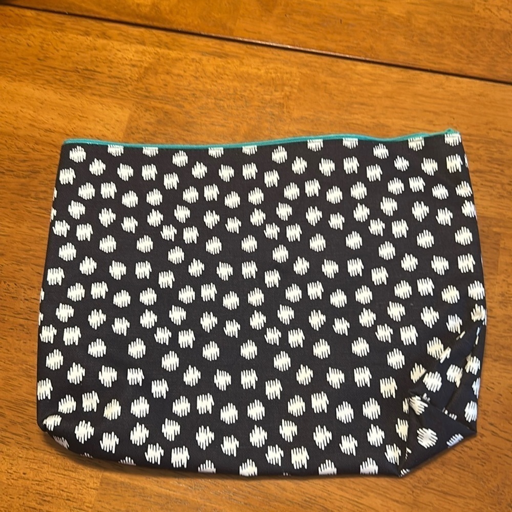 Thirty-one cosmetic bag gently used